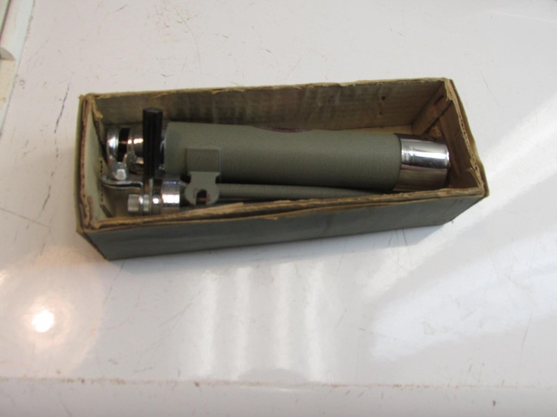 vintage Zoom In Tele Scope With Tri Pod Looks Like A  Pirates Scope
