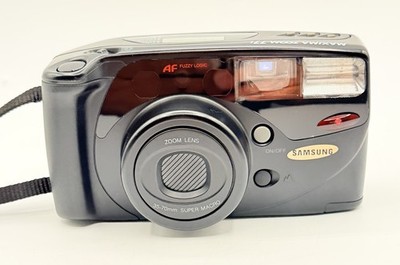 Vintage Samsung Maxima Zoom 77i 35mm Point & Shoot Film Camera AF Fuzzy Logic