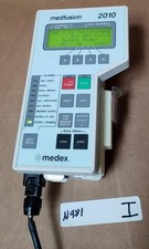 MEDFUSION 2010 INFUSION PUMP VER 1.22 W/ POLE CLAMP & CHARGER ! N981 I