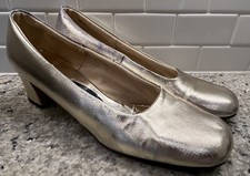 Doris Deb Heels Vintage 1960's Metallic Gold Shoes Pumps Mod Go Go Size 8 READ
