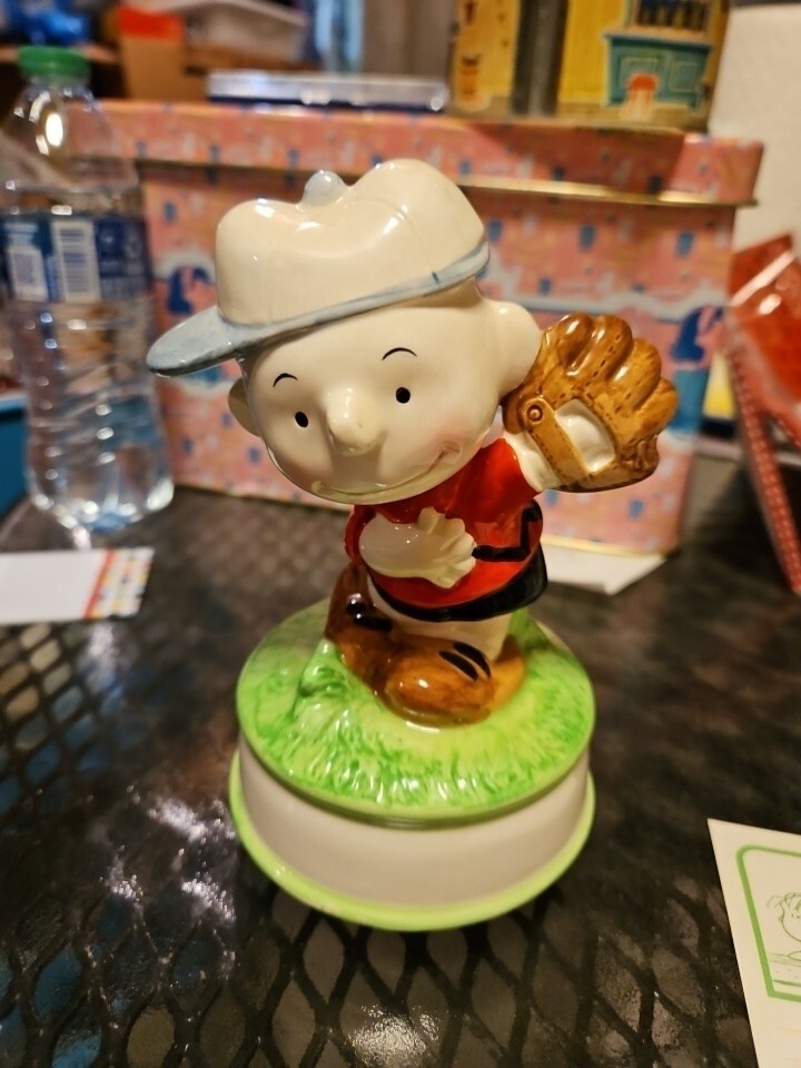Schmid チャーリーブラウン オルゴール Peanuts / Snoopy Schmid Music Box No.218 1985 Charlie Brown