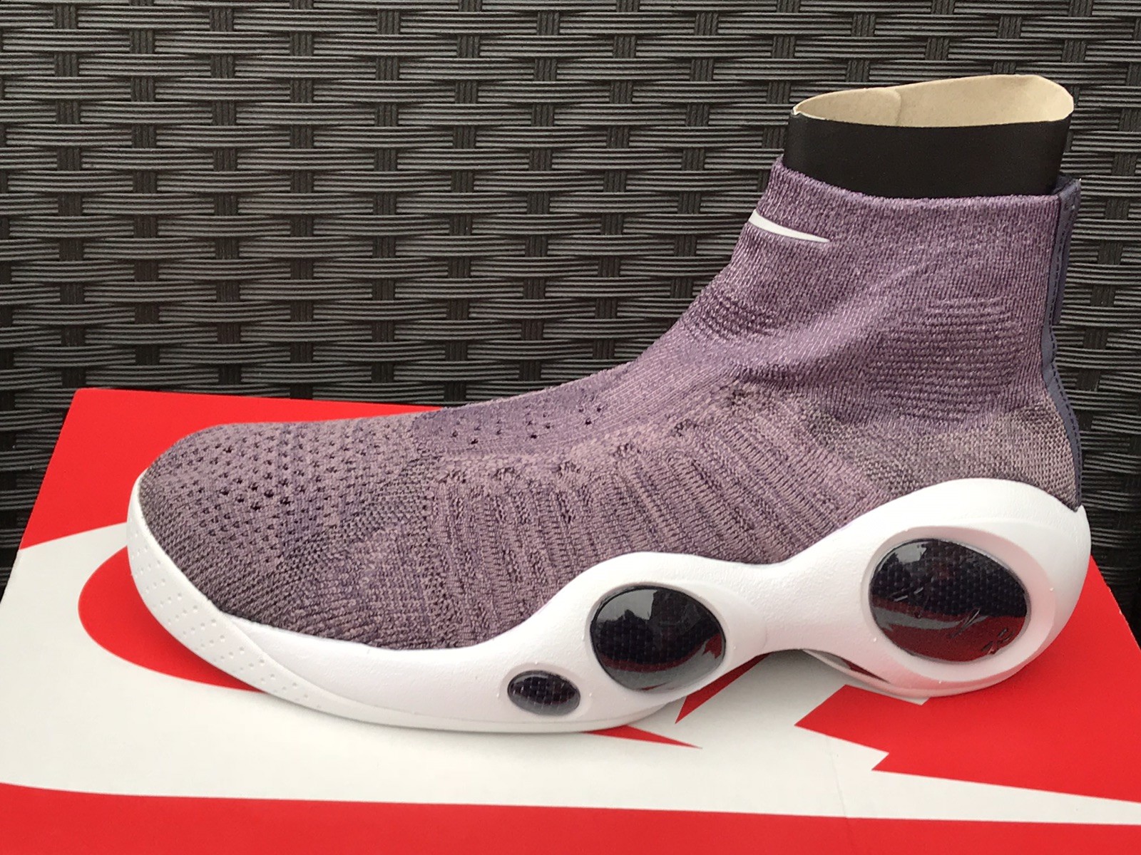 nike bonafide flyknit