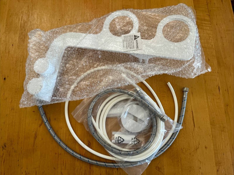 CLEAR REAR Bidet Grand Duke Hot/Cold Toilet Attachment NEW Open Box Easy Install
