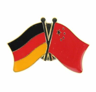 Flaggen-Pin Rügen – Kleiner Anstecker Mit Inselfahne, Ca. 17x12 Mm