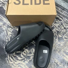 Brand New! Yeezy slides Onyx size 11