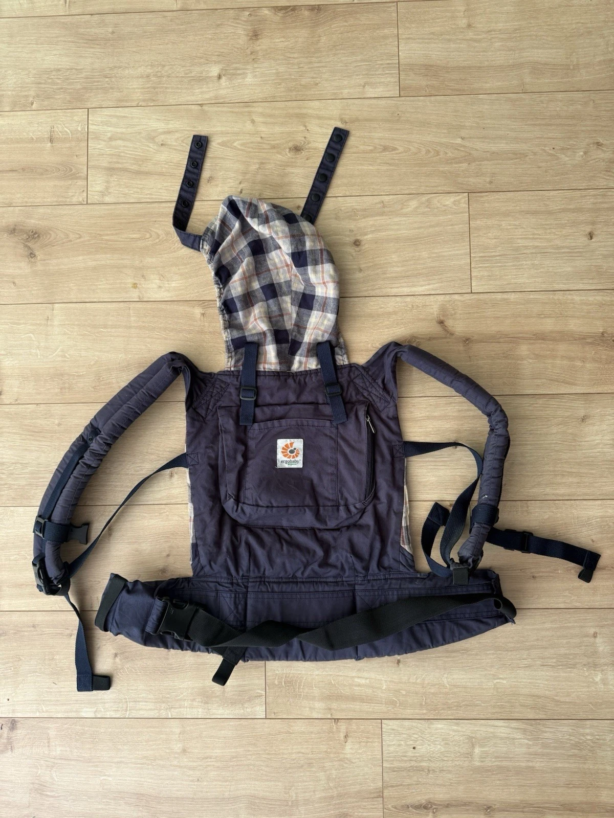 ErgoBaby Adjustable Baby Carrier Zipper Pockets With Hoodie Blue