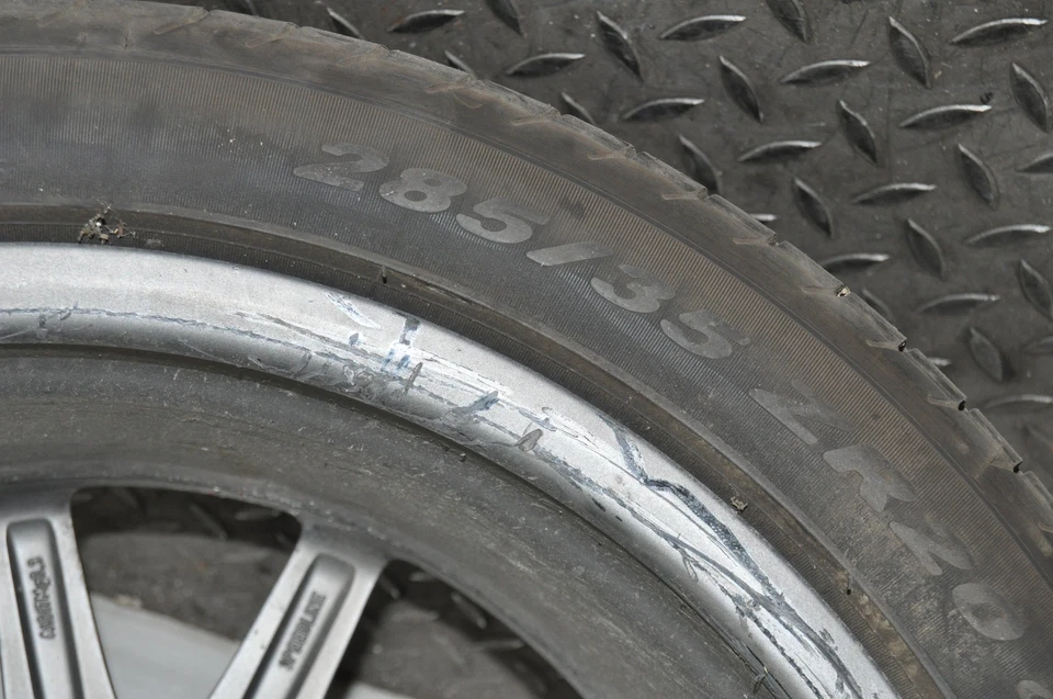 Cerchio in lega FERRARI CALIFORNIA 4.3 2011 RHD 10JX20 con pneumatico 285/35R20 10024576 - Immagine 4 di 4