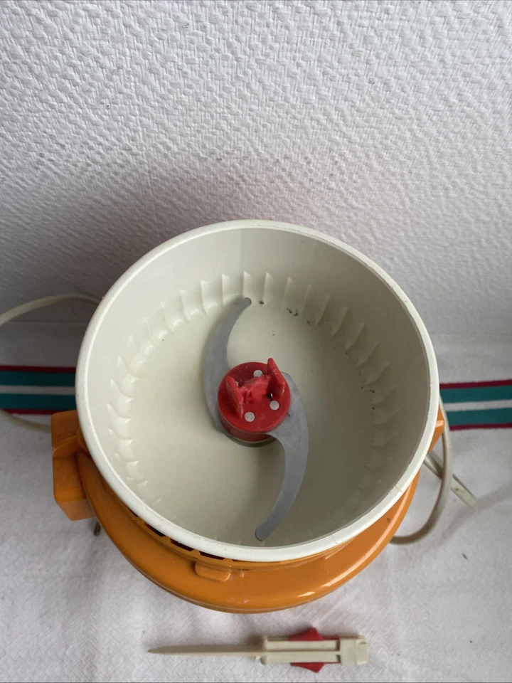 Ancien Robot Hachoir Moulinex Moulinette Orange Type 320 - Photo 4/4