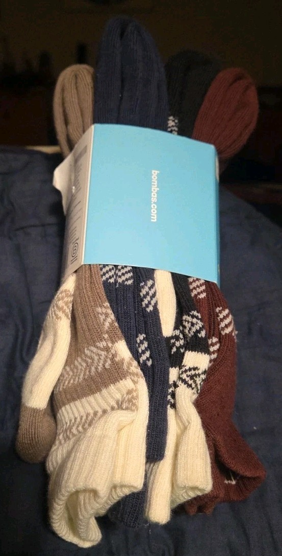 Bombas Midweight Calf/Crew Socks 4 Pair Large  NEW image 2