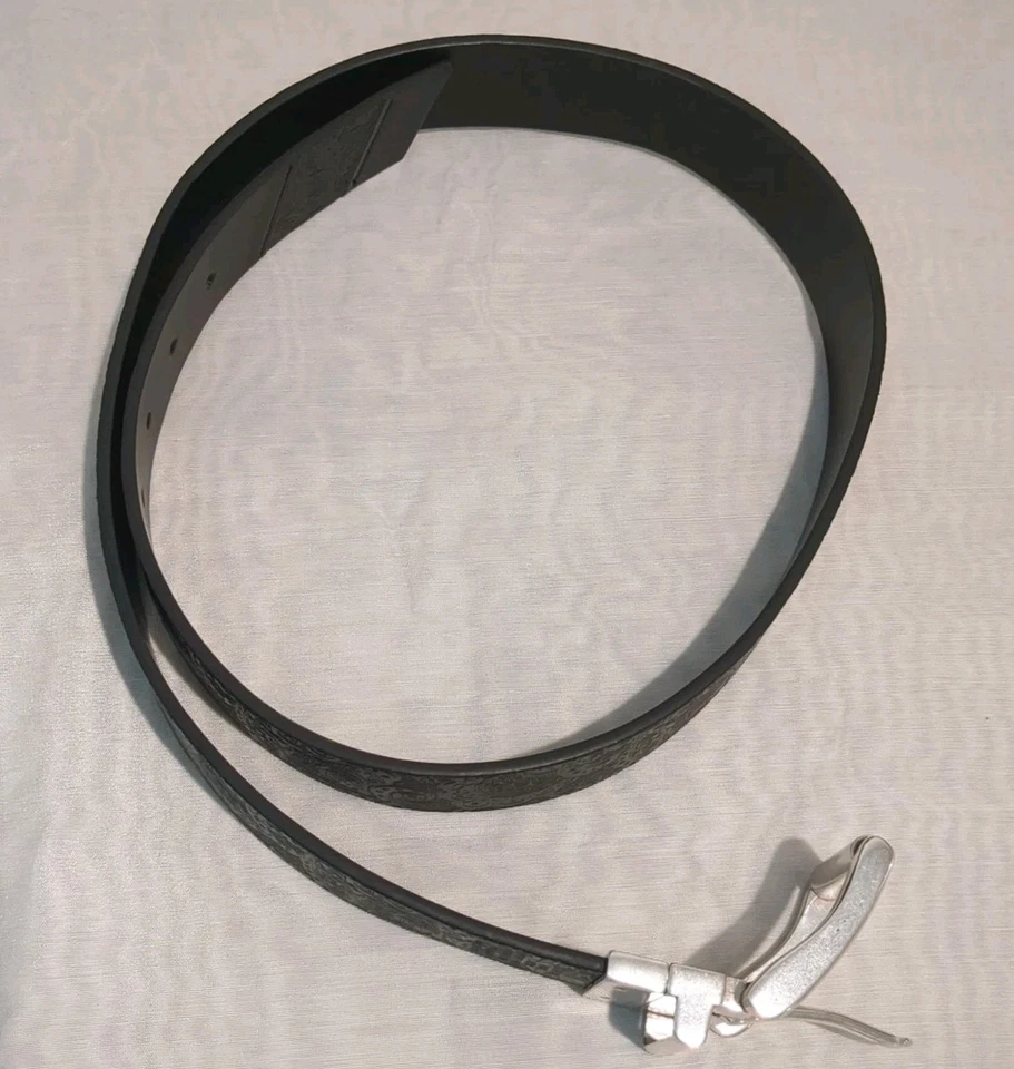 Cinturón reversible Robert Graham 38 negro cachemir en relieve para hombre RG307648 Foto 2 de 4