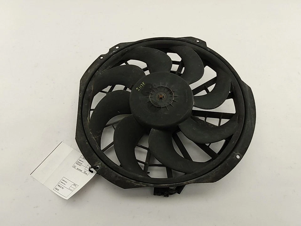 BMW 318i E36 Sedan Radiator Condenser Fan Fits 1993-1999 93 94 95 96 97 98 99 - Image 2 of 4