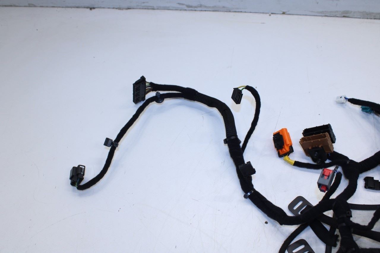 17-21 Maserati Ghibli 3.0L RWD Front Passenger Right Side Backrest Upper Cushion