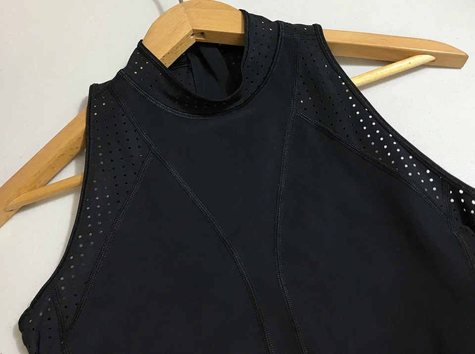 Traje de baño negro estilo W2BBES talla 6 Lululemon Beach Break para mujer Foto 3 de 4