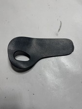 00-06 Silverado Sierra Tahoe Left Front Interior Door Handle Cover Brkn Tab T43 00-06 Silverado Sierra Tahoe Left Front Interior Door Handle Cover Brkn Tab T43