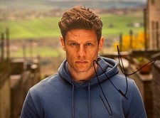 James Norton signiertes Happy Valley 8x6 Foto