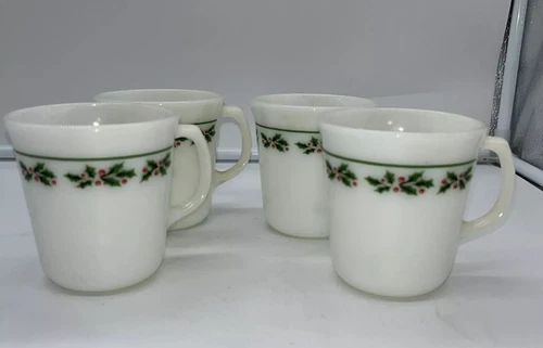 SET OF 4 - VTG. Corning Corelle Holly Days Coffee Cups Mugs