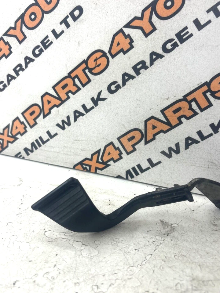 Volvo XC90 2004 2,4 D5 manual diésel capó manija de captura Foto 4 de 4