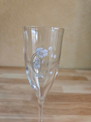 Flauto Champagne Perrier Jouet Monogramma J P Anemoni Bianchi Firmato - Foto 5 di 7