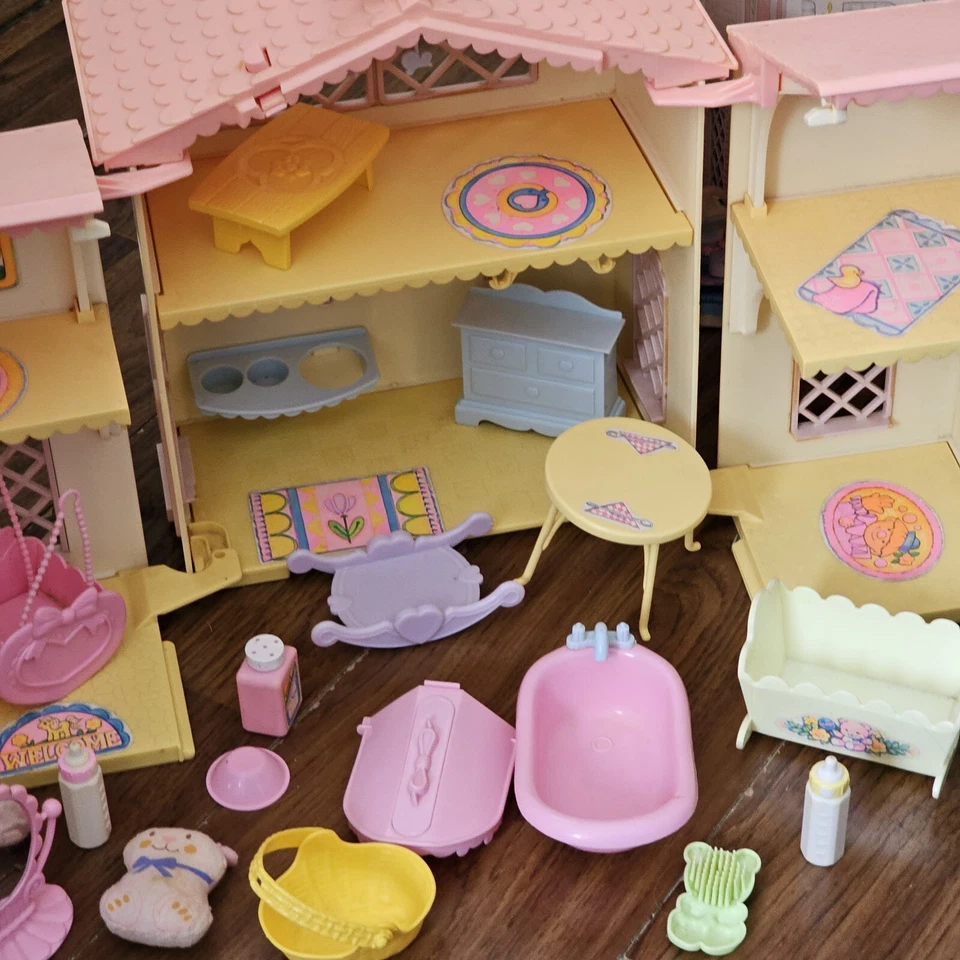 MI LITTLE PONY G1 GUARDERÍA DE CUNA de colección con ACCESORIOS y caja 1985 Foto 3 de 4