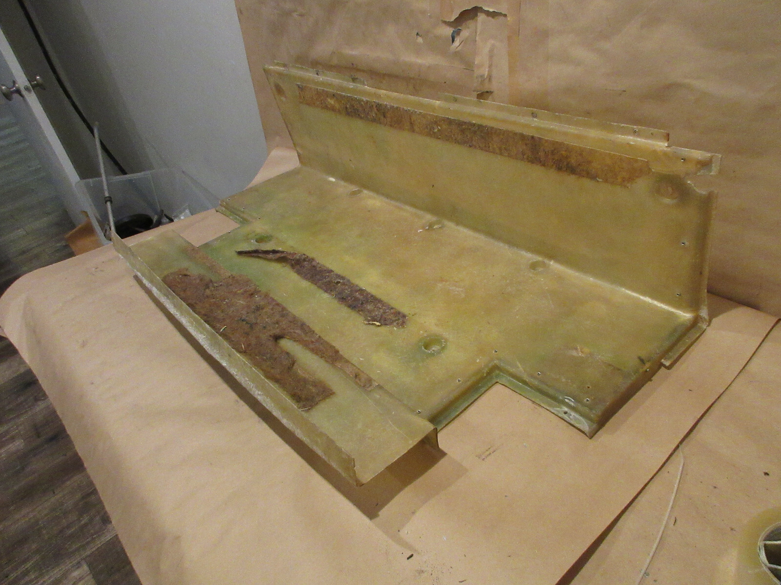 Ferrari 308 QV USA -  Trunk Shield / Insulation Plate 