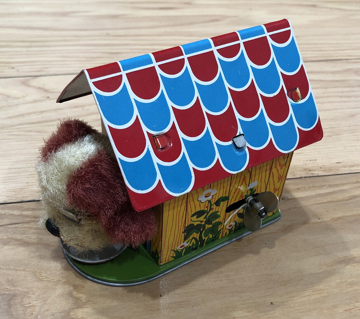 Vintage 1950s 60s Tin Litho Wind Up 