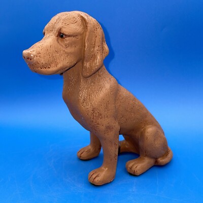 VINTAGE  FIGURINE OF A VIZSLA  DOG SIGNED BY ARTIST T C SCHOCH