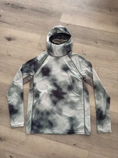 Burton Mine77 Midweight First Layer Top (Blue / Grey / Green)  LARGE - USED