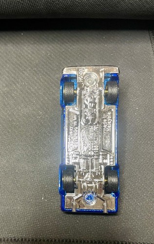 Hot Wheels Blue 83 Chevy Silverado CUSTOM Wheel & Tire Real Riders - Picture 6 of 6