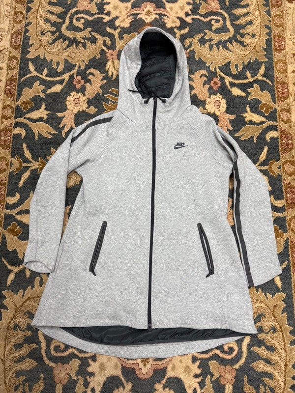 Nike Womens Tech Fleece Aeroloft 800 Down Primaloft Gray Parka Size Large