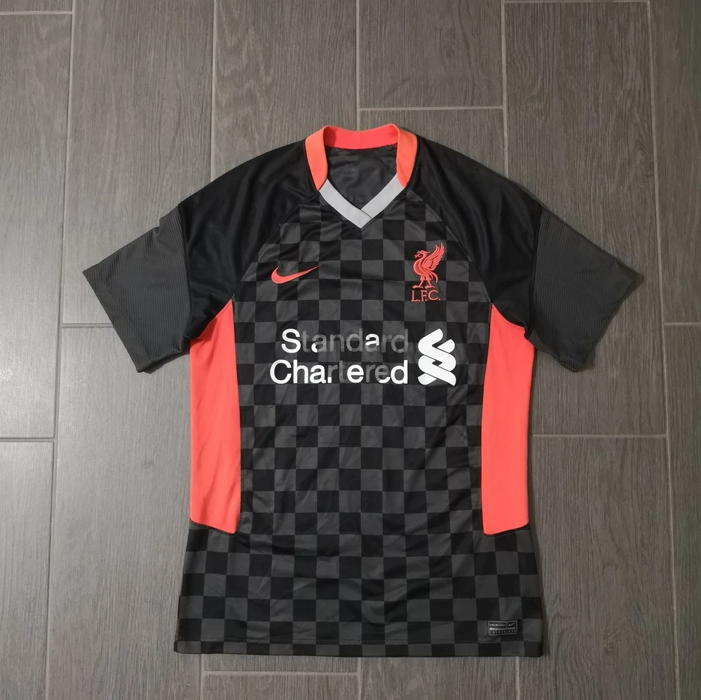 Liverpool FC LFC Trikot Größe: S 2020/21 Fußball Streatwear Nike Fans Sport