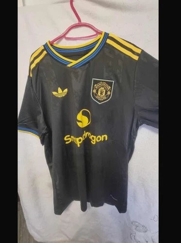Manchester United Football Shirt, 3rd shirt, 25/25. Black, Size L. New 