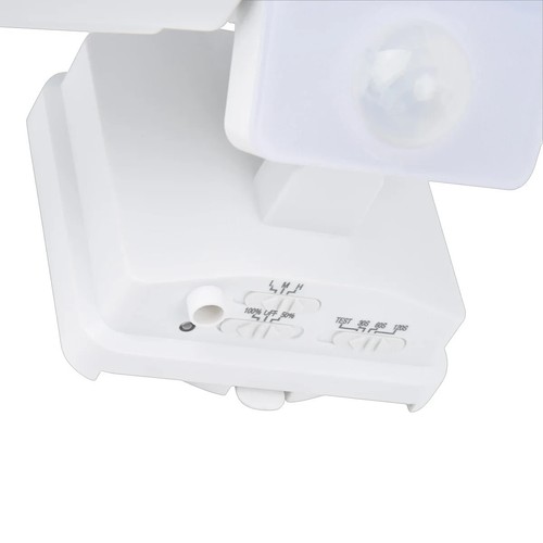 Triple Bright LED Solar Motion Activated Security Garden Light IP44 2500 Lumen - Picture 7 of 15