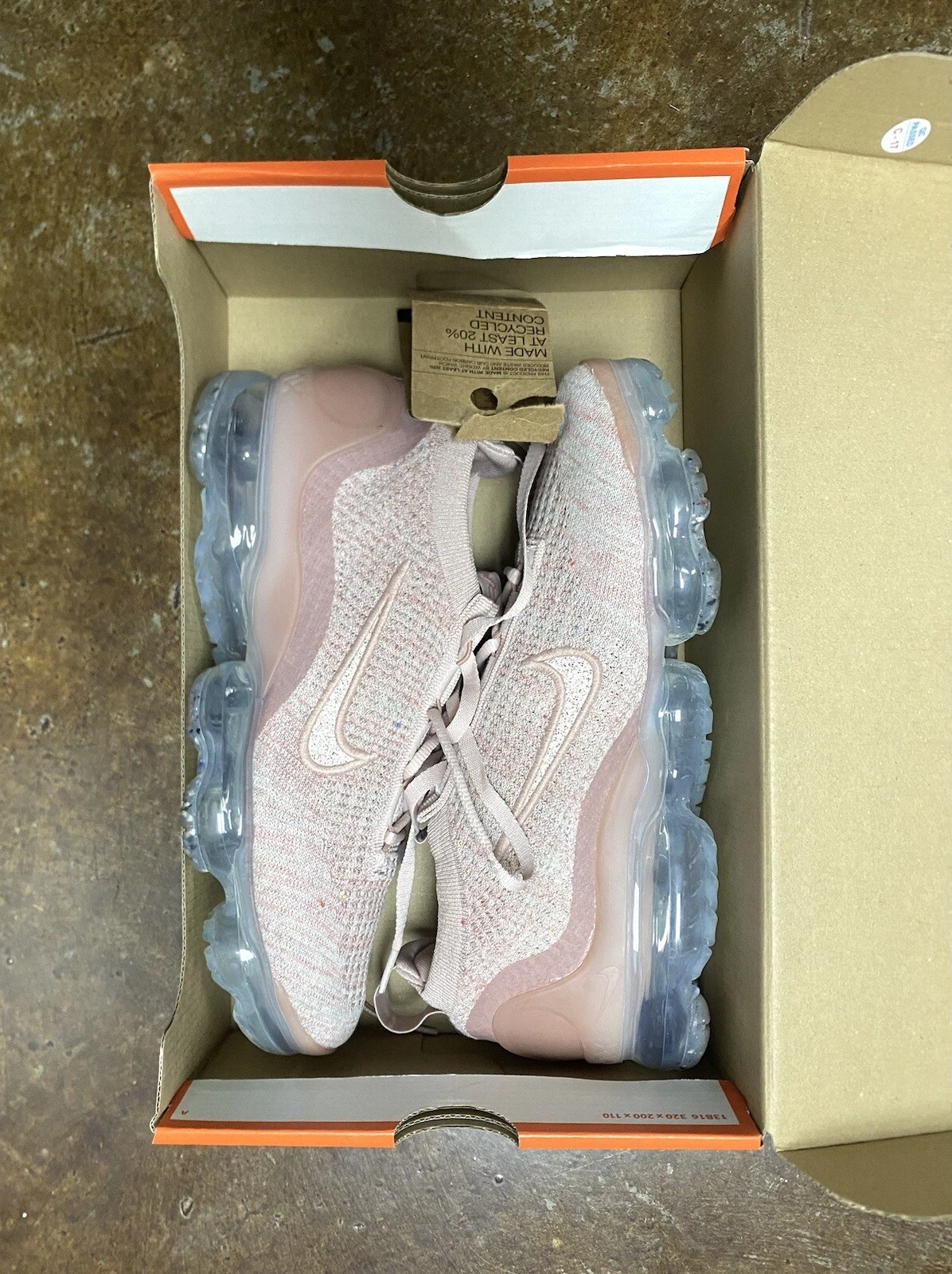 Taglia 9 Nike Air VaporMax 2021 Flyknit rosa Oxford con