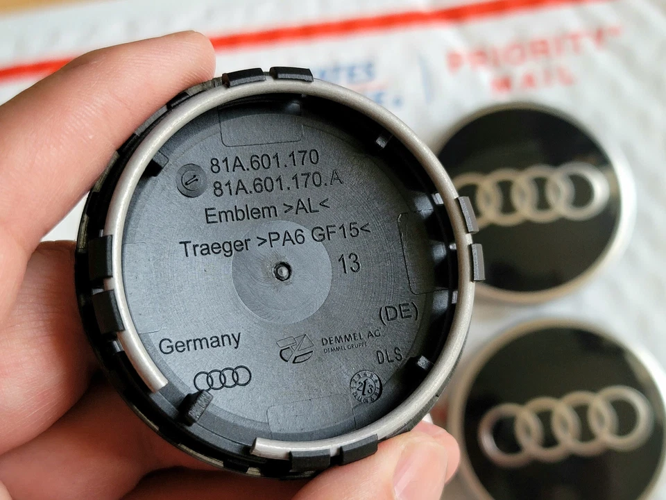 4x OEM 2018-2025 Audi A3 A4 A5 S4 S5 S7 Q3 Q5 Q7 Q8 SQ5 e-tron center caps 61mm - Image 3 of 4