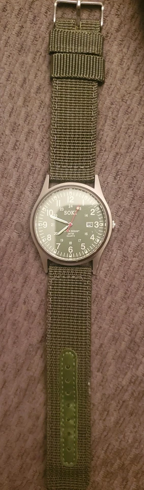 Reloj Pulsera Hombre SOKI Verde Anólogo En Excelente Estado de Funcionamiento. ¡Se envía de inmediato! Foto 3 de 4