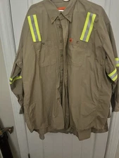 Top-of-the-line DOT-certified Fireproof Button-up Shirts for Heavy-duty Work Men