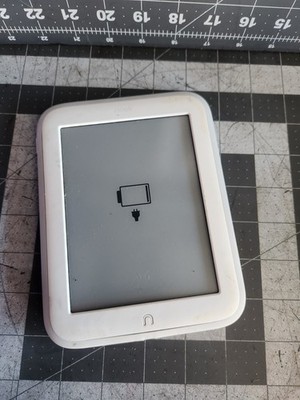 Barnes & Noble NOOK GlowLight 6'', 4GB, Wi-Fi eBook Reader - White (BNRV500)
