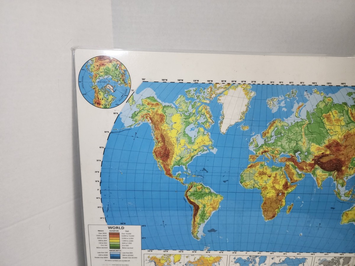 新品・未開封　bolt from the blue　World Maps Amazon.com: World Map Canvas Wall Art Abstract Navy World