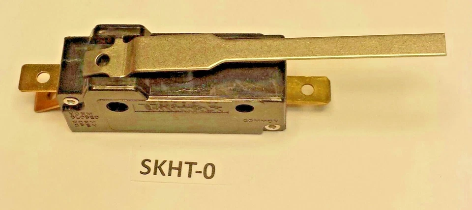 SKHT-0 Unimax momentary Long Lever snap action SPDT 15 Amp 250 VAC switch - Image 4 of 4