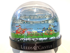 LEEDS CASTLE SNOW GLOBE / SNOW DOME