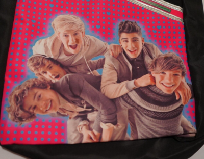 Sac a bandoulière modèle One Direction de marque SAMBRO, article NEUF