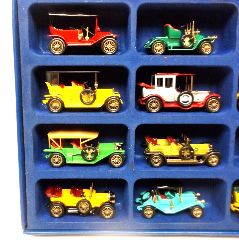 Matchbox Lesney Models of Yesteryear with Case 16 Cars - Image 2 of 4