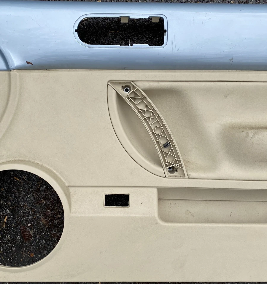 2003-2010 Volkswagen Beetle Convertible Door Panel Passenger Light BLUE READ - Image 3 of 4