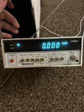 LEADER LDC-824S DIGITAL FREQUENCY COUNTER 520Mhz