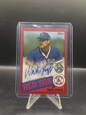 2020 Topps Wade Boggs 1985 Topps Autograph Red /25 #85A-WB Boston Red Sox 