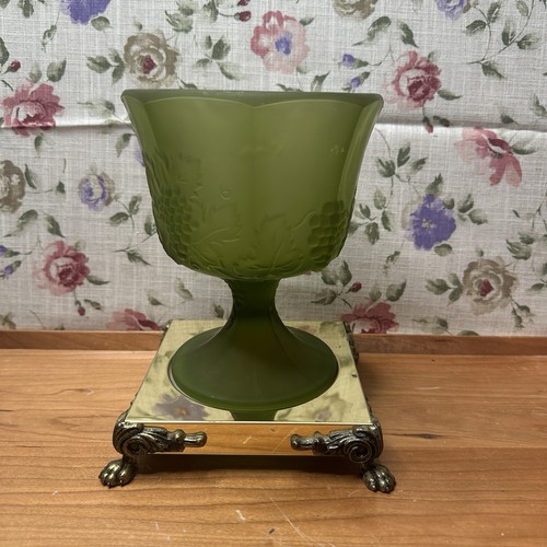 VINTAGE PEDESTAL GREEN FROSTED COMPOTE GLASS CANDY DISH ON METAL BASE - Picture 10 of 10