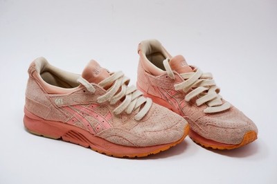 ASICS GEL-Lyte V Low Peach Beige - Size US 7 Women s