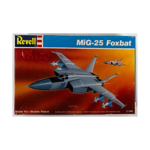 Revell/Monogram Micro Fighters 1/144 MiG-25 Foxbat sehr guter Zustand+/NM