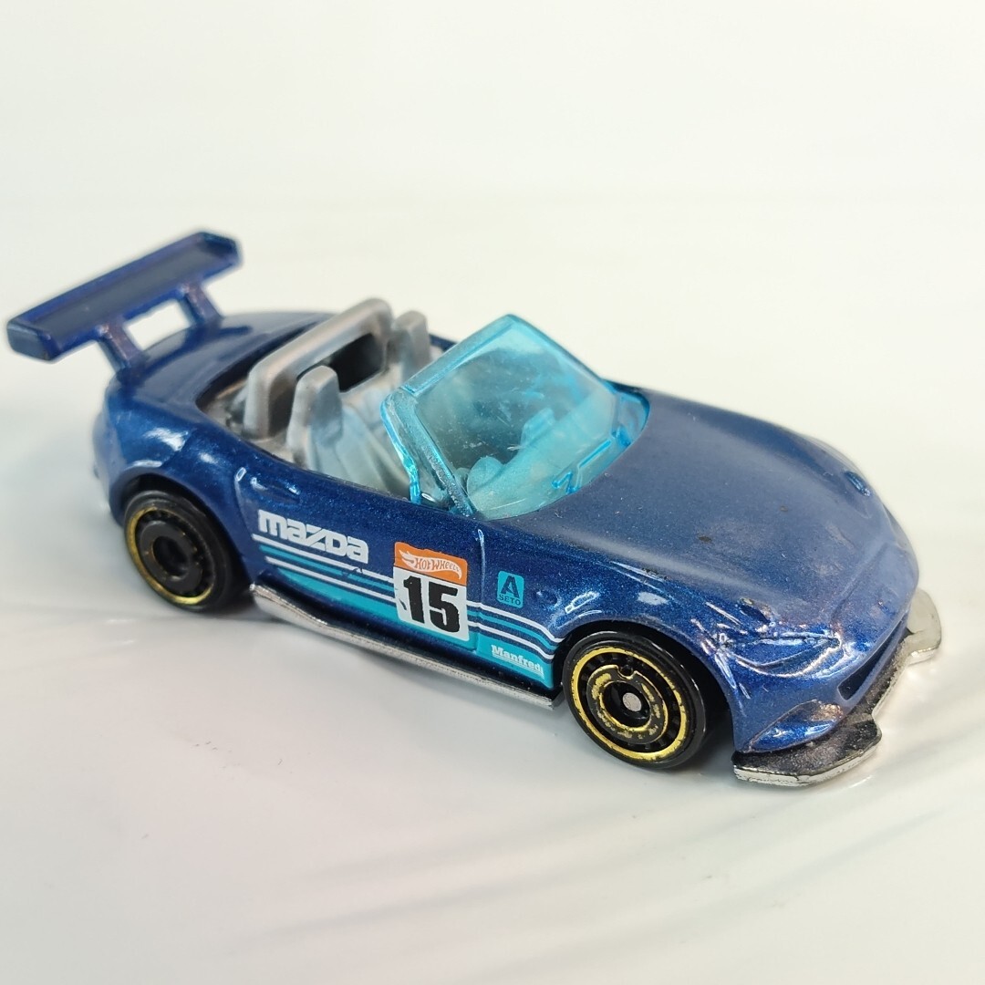 Hot Wheels Nightburnerz 2015 Mazda MX-5 Miata Dark Blue Die Cast