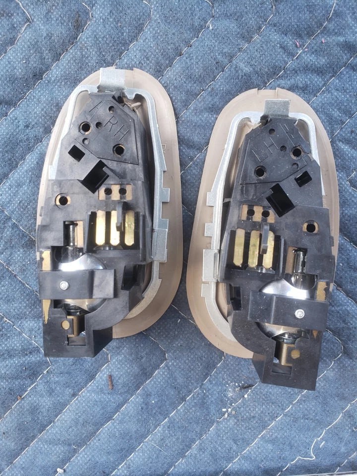 Par de luces de tocador mapa cúpula superior derecha y derecha Ford F150 1999-2003 OEM #1880CN Foto 4 de 4